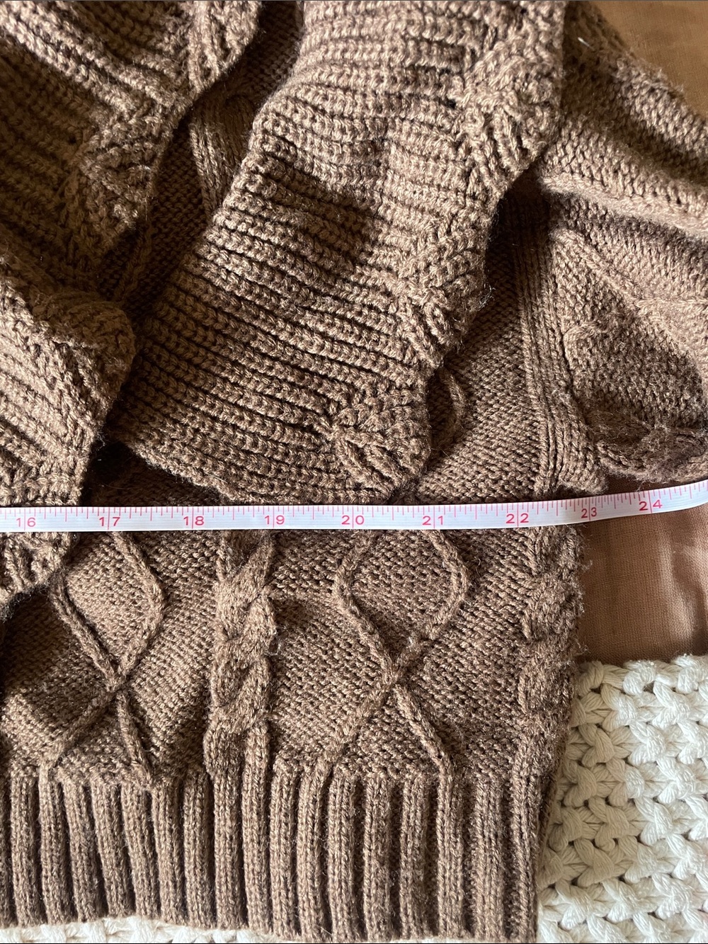 Cottagecore Ruffle Cable Knit Cropped Cardigan OS - Picture 3 of 6